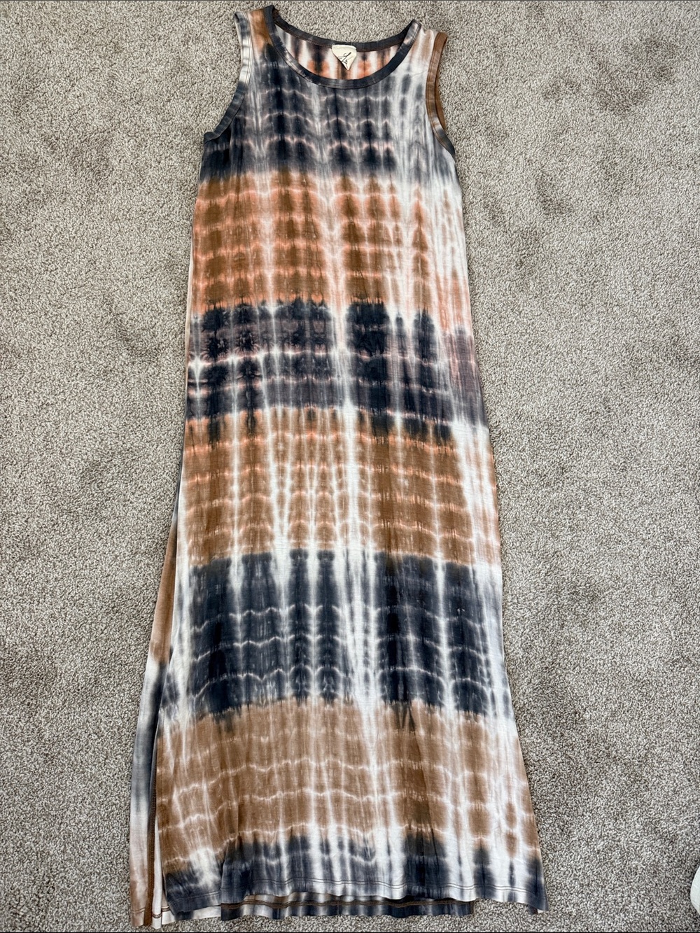 Tie-Dye Sleeveless Maxi Dress in Brown & Black